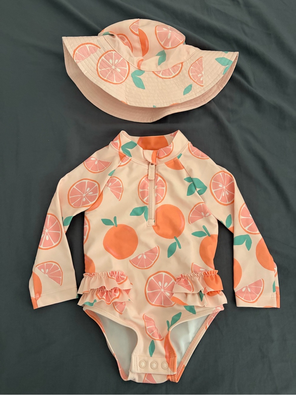 🖤 SOLD 🖤 Carter's Orange Citrus Long-Sleeve Rashguard Swimsuit with Sun Hat
